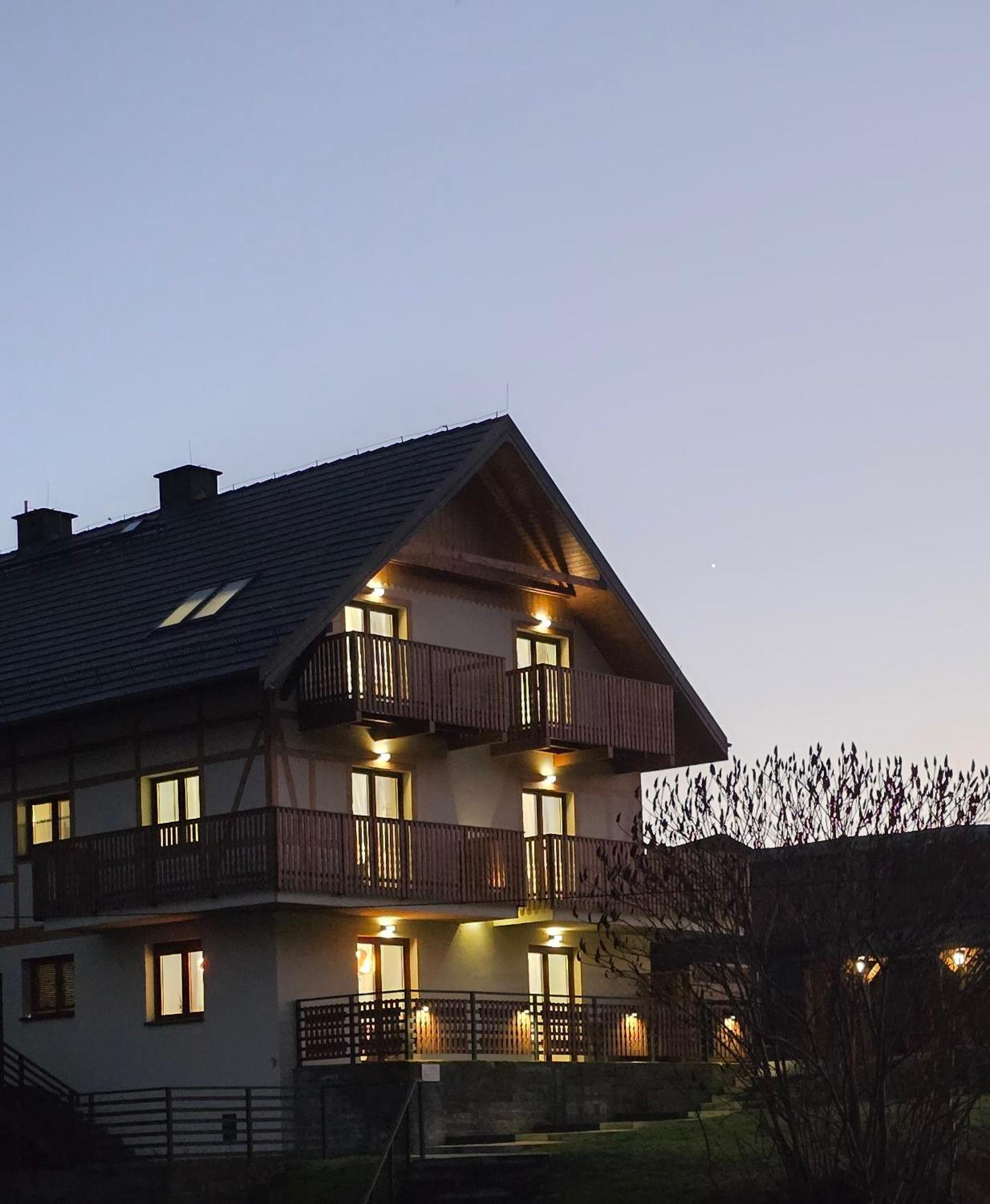 Nowe Sudecka Perla Nad Gorskim Potokiem W Willi Sowiej Apartment Stronie Slaskie